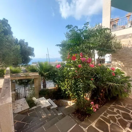 Redsun * Vlorë