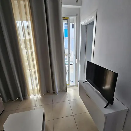 Redsun Apartment *
