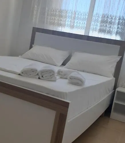 Redsun 公寓 Vlorë